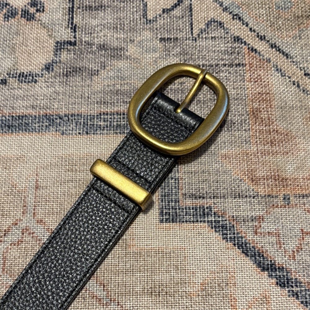 Aritzia Black Leather Belt - medium